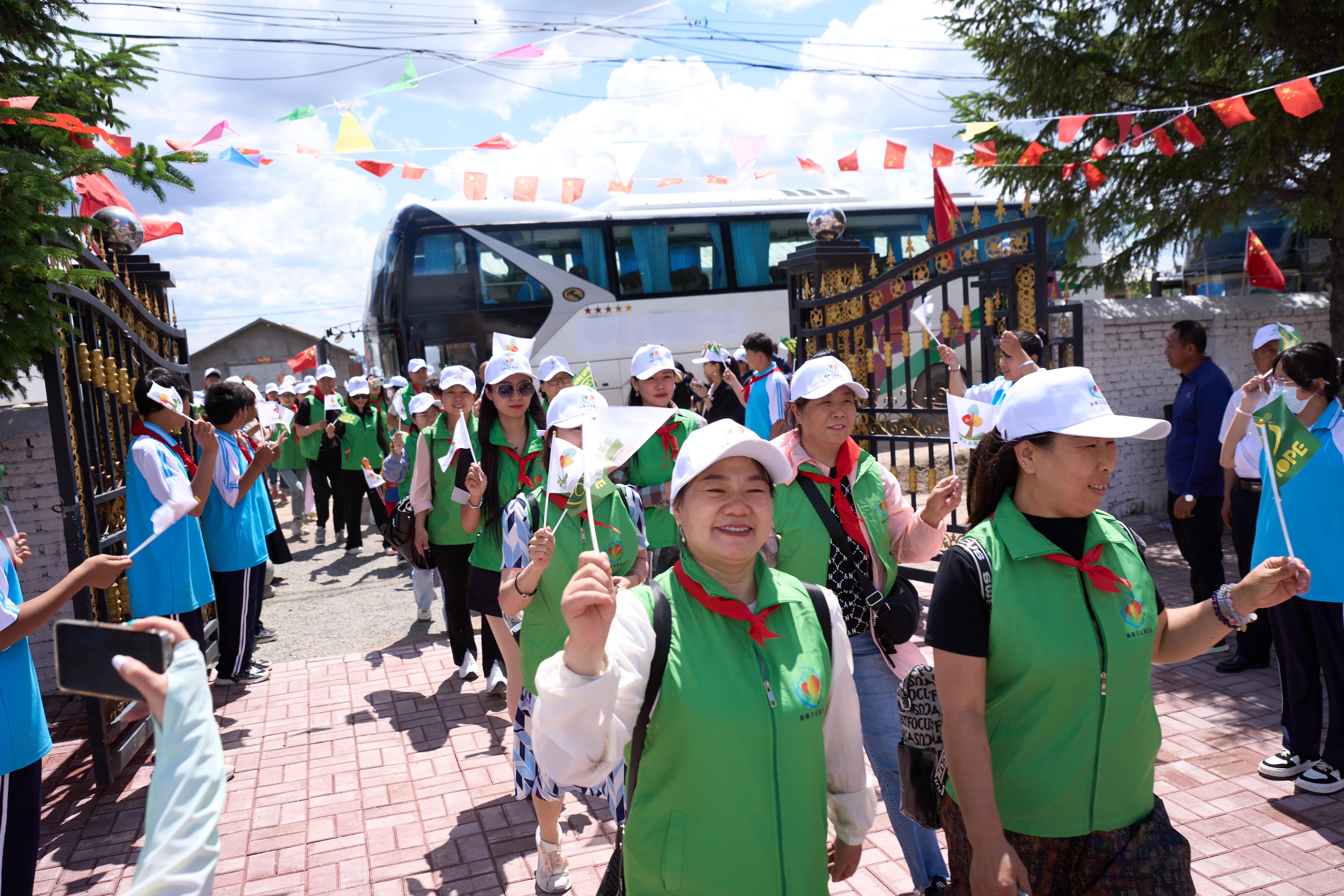 第254所 黑龙江巴彦县黑山镇民乐村米兰体育平台官方网站-米兰(中国)
侯玉霞学校 第254所 黑龙江巴彦县黑山镇民乐村米兰体育平台官方网站-米兰(中国)
侯玉霞学校