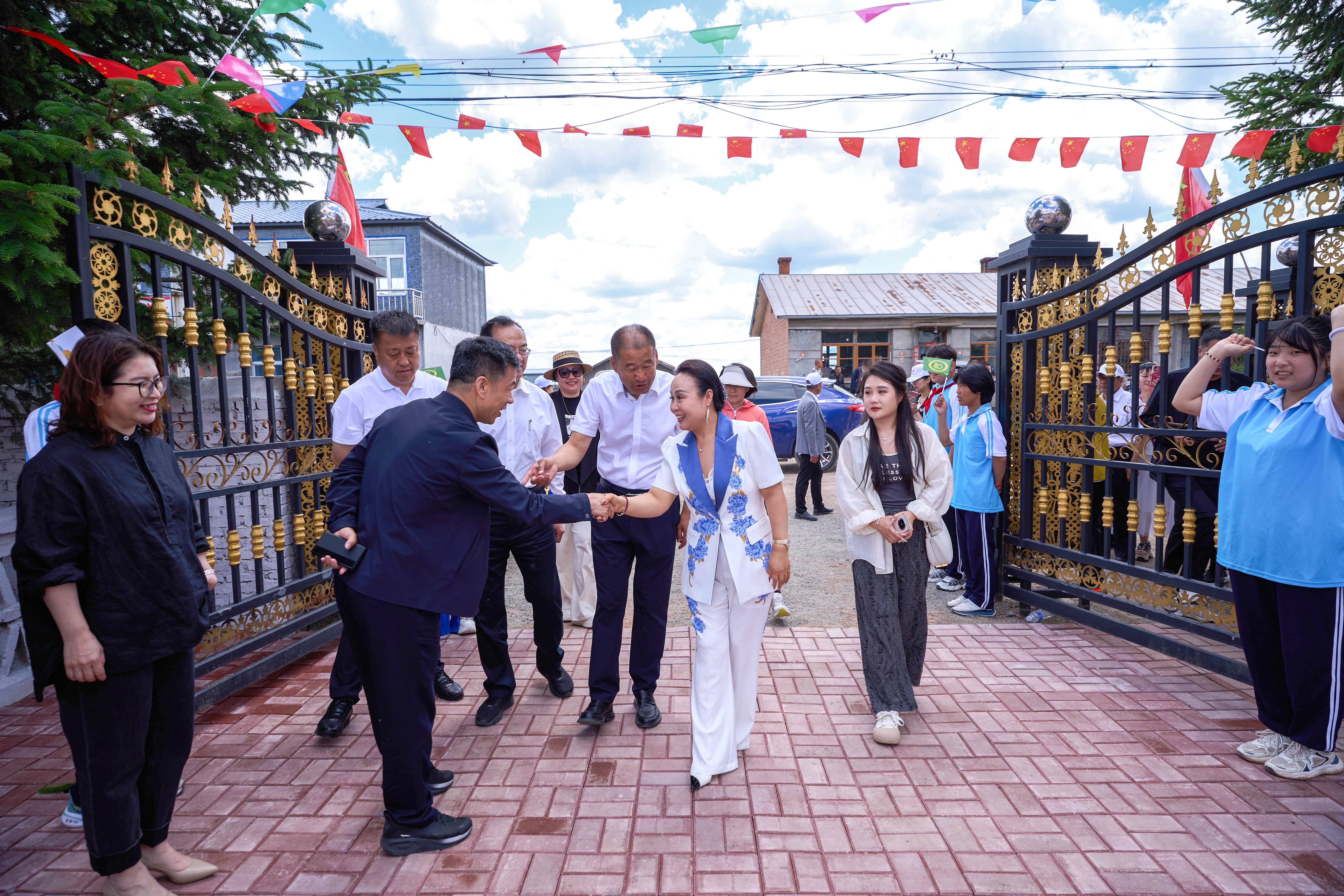 第254所 黑龙江巴彦县黑山镇民乐村米兰体育平台官方网站-米兰(中国)
侯玉霞学校 第254所 黑龙江巴彦县黑山镇民乐村米兰体育平台官方网站-米兰(中国)
侯玉霞学校