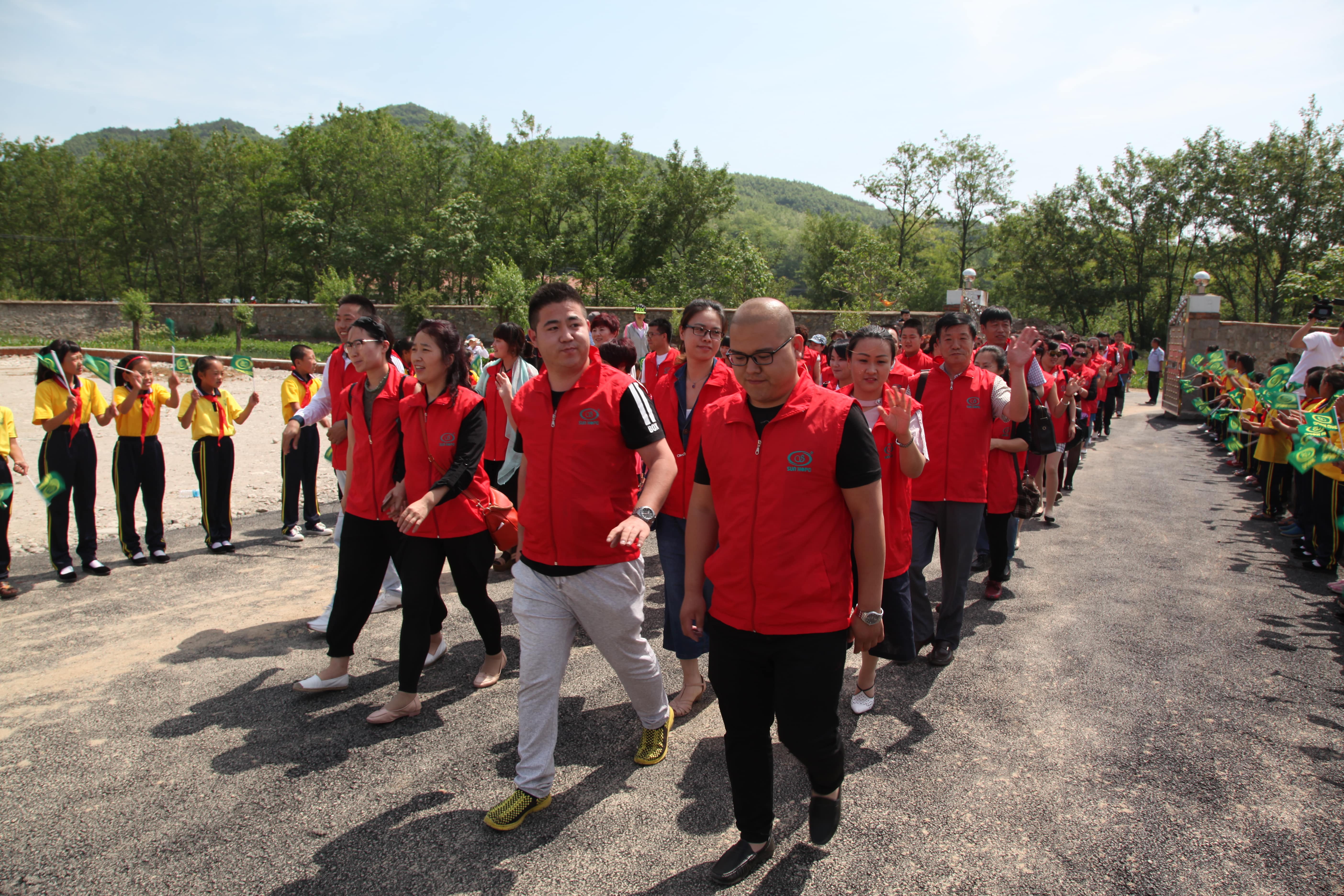 第52所 岫岩县前营镇西大营米兰体育平台官方网站-米兰(中国)
董波小学